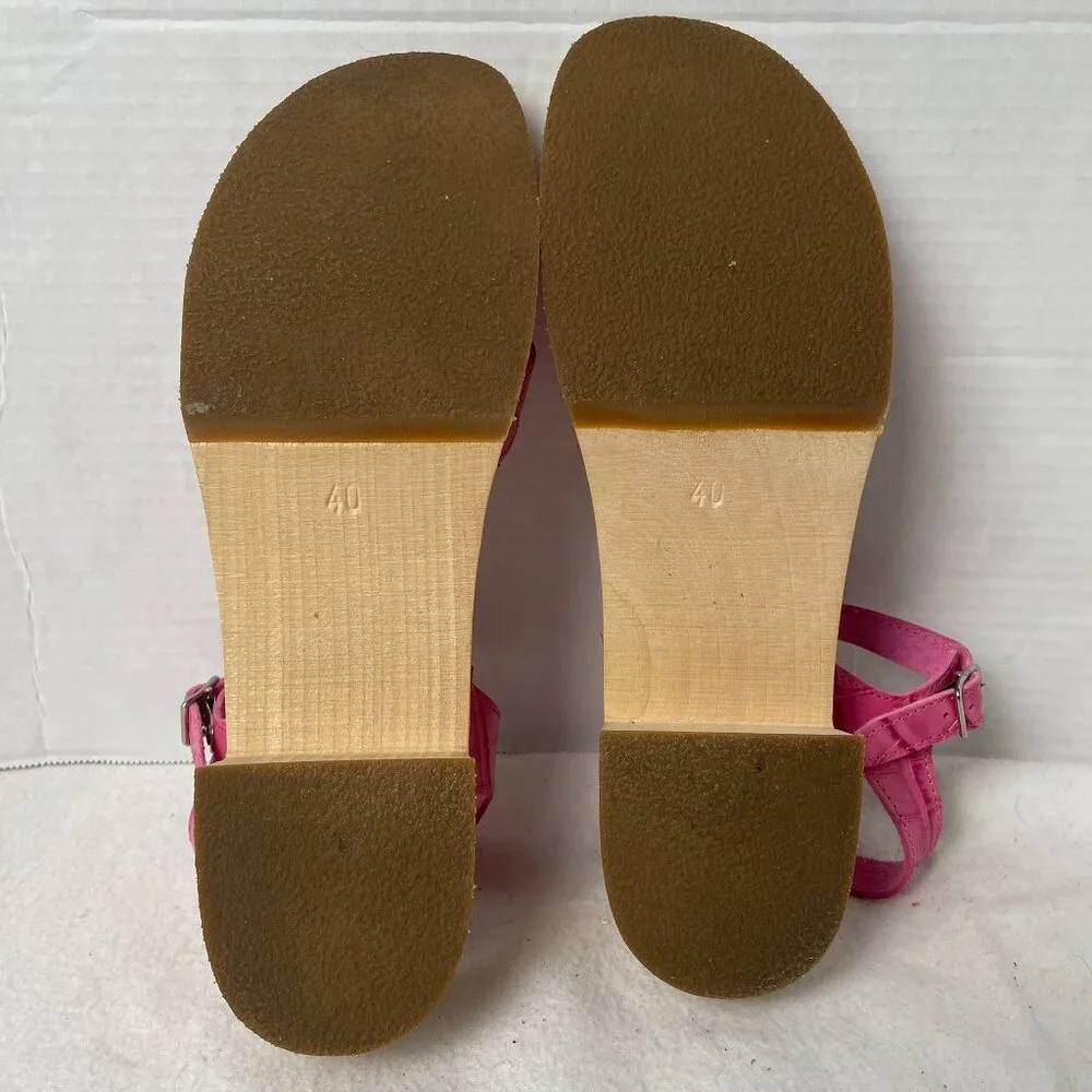 Swedish Hasbeens Embossed Pink Clog Sandal Low Heel Adj Ankle Strap - Picture 7 of 9